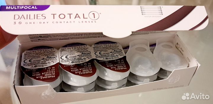 Линзы Acuvue Dailies Total Multifocal на -2,25