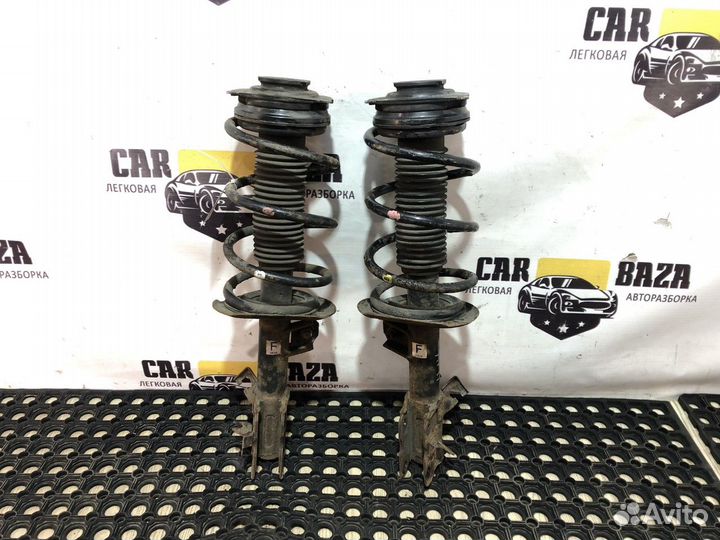 Стойки амортизаторов передние (комплект)