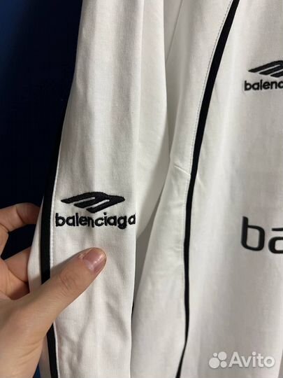 Лонгслив Balenciaga оверсайз soccer Tokyo