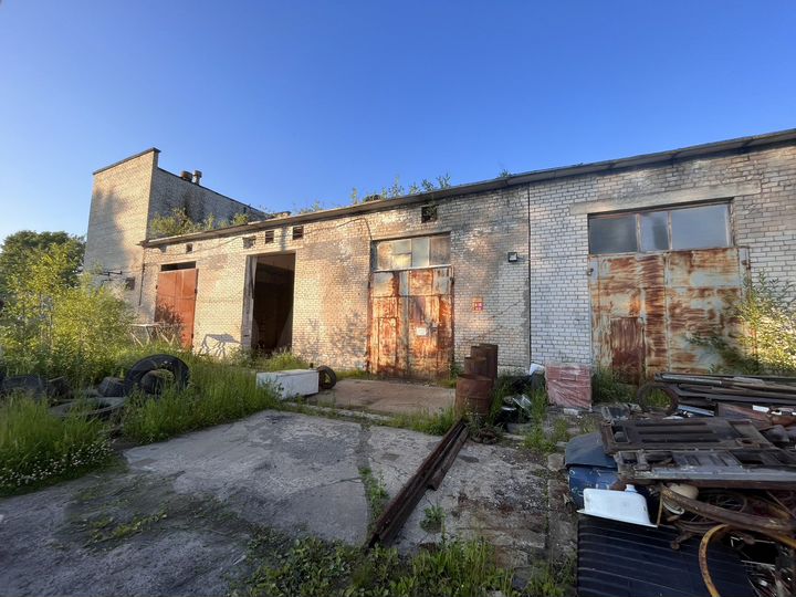 Гараж, > 30 м²