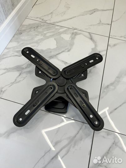 Кронштейн для телевизора