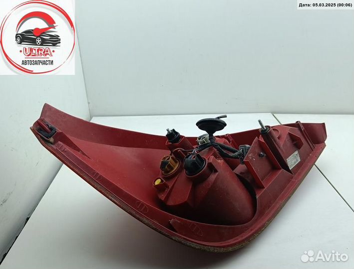 Фонарь задний правый б/у Opel Tigra B 93162484