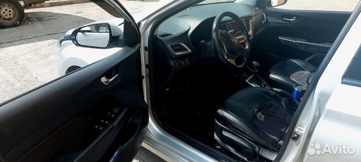 Hyundai Solaris 1.6 AT, 2019, 89 000 км