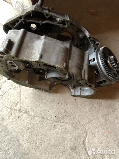 Блок двигателя Хонда XR250 и карзина