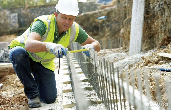 Бригада строителей