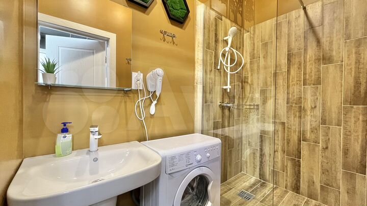 Квартира-студия, 40 м², 1/8 эт.