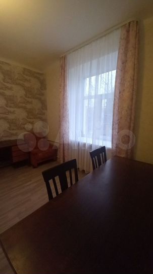 2-к. квартира, 50 м², 2/4 эт.
