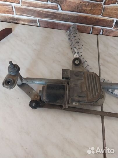 Моторчик дворников