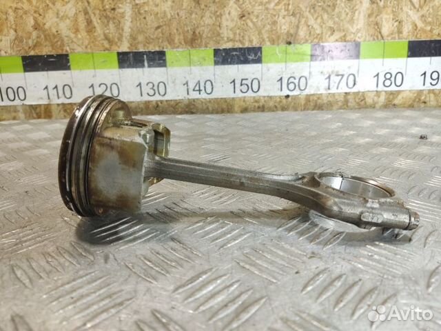 Поршень с шатуном Honda Civic 2006-2012