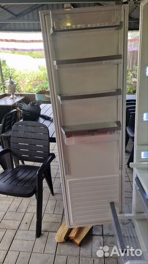 Встраиваемый холодильник siemens KL40FP60