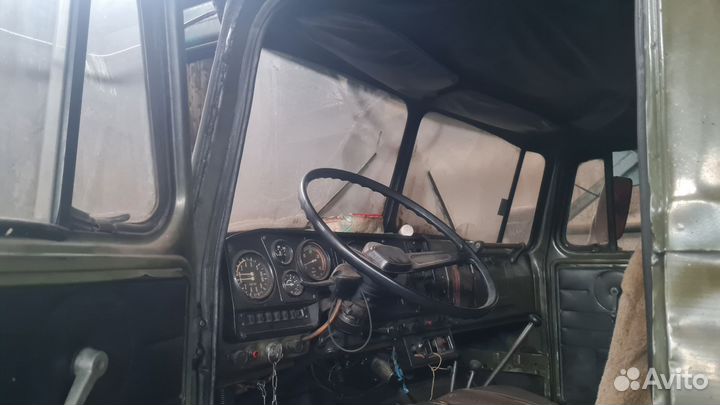 Урал 5557 с КМУ, 1990