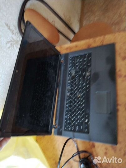 Ноутбук на запчасти