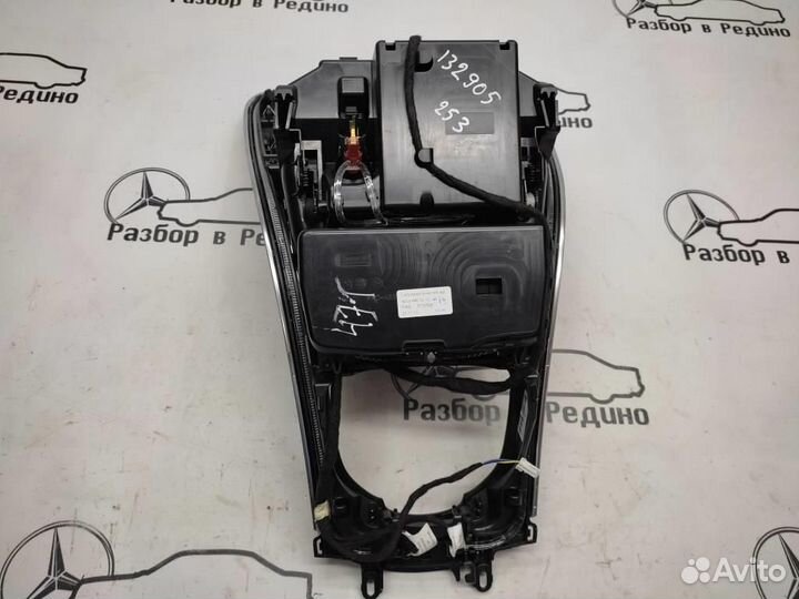 Накладка консоли (борода) w253 GLC-class 651.92