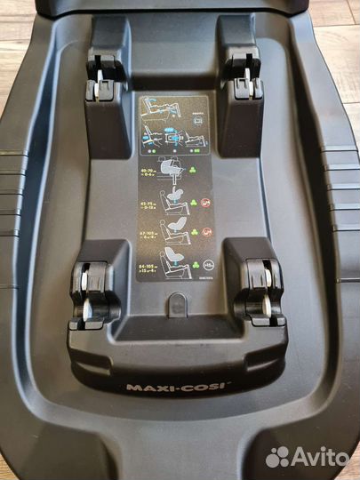 Автолюлька Maxi-Cosi Pebble Pro + база isofix