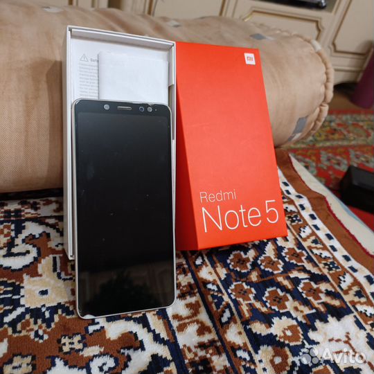 Xiaomi Redmi Note 5, 3/32 ГБ