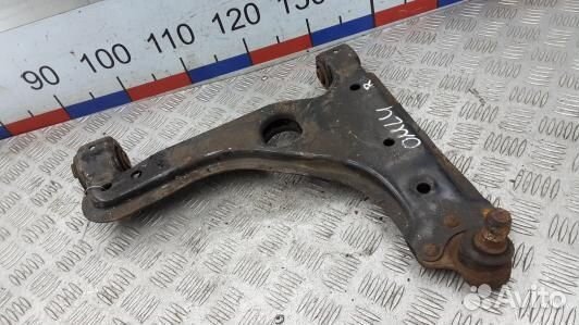 Рычаг передний нижний правый opel zafira A (OML04P