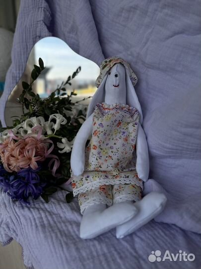 Мягкая игрушка заяц