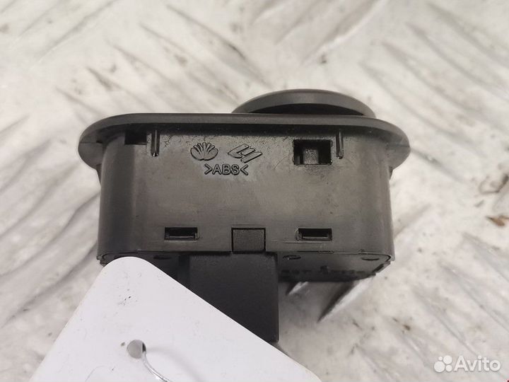 Кнопка (выключатель) Chevrolet Nubira 2007
