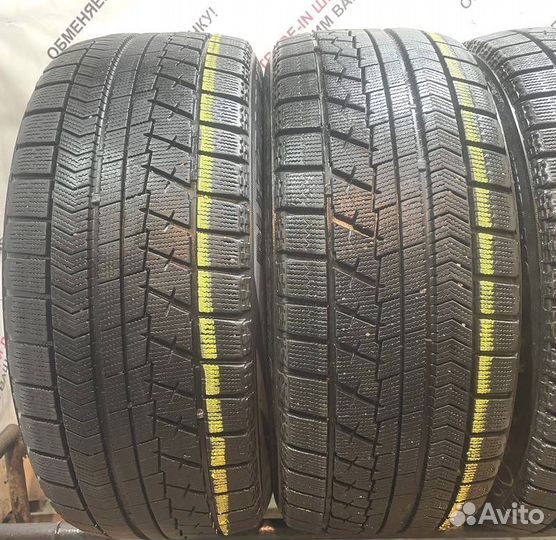 Bridgestone Blizzak VRX 235/45 R17 95T