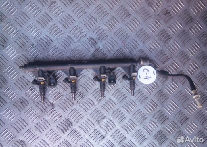 Рейка топливная (форсунка) Citroen/Peugeot