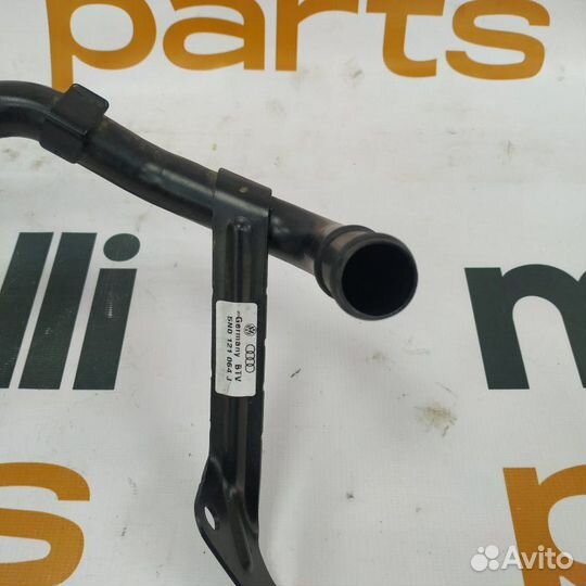 Патрубок системы охлаждения Volkswagen Tiguan 2