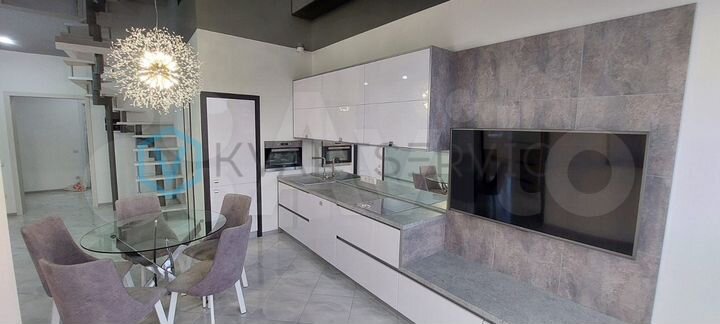 4-к. квартира, 102 м², 12/12 эт.