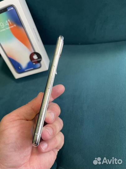 iPhone X, 64 ГБ