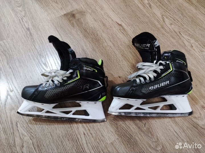 Коньки хоккейного вратаря Bauer Pro 8 fit2