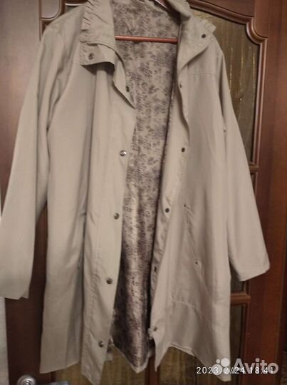 Плащ женский