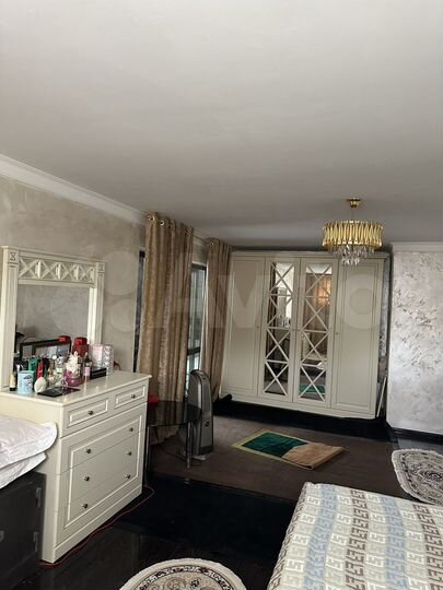 Дом 290 м² на участке 6 сот.