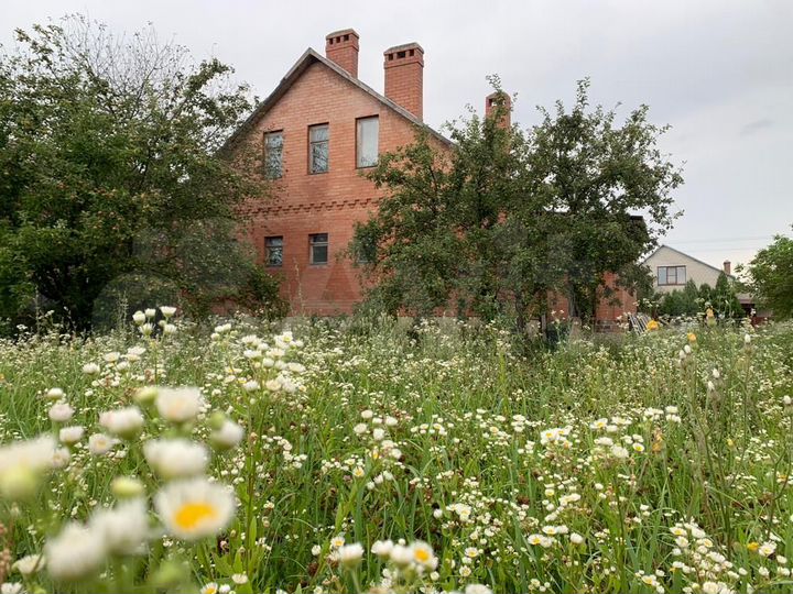 Дом 208,2 м² на участке 10 сот.