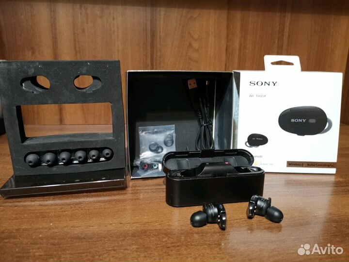 Безпроводные наушники Sony WF-1000X