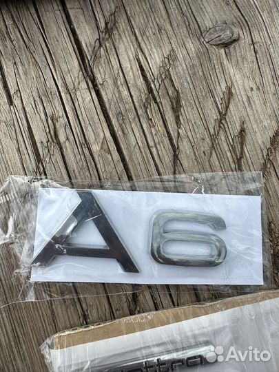 Шильдик audi a6 tfsi quattro