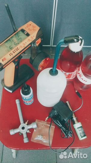 Радио управляемая машинка с нитро двс