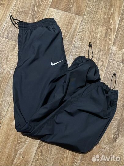 Спортивные штаны nike