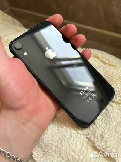 iPhone Xr, 64 ГБ