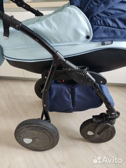 Коляска 3 в 1 Tutis Zippy
