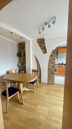 4-к. квартира, 83,5 м², 4/5 эт.