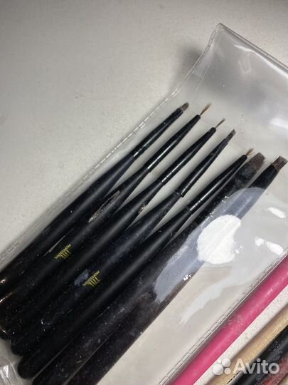 Кисти для маникюра