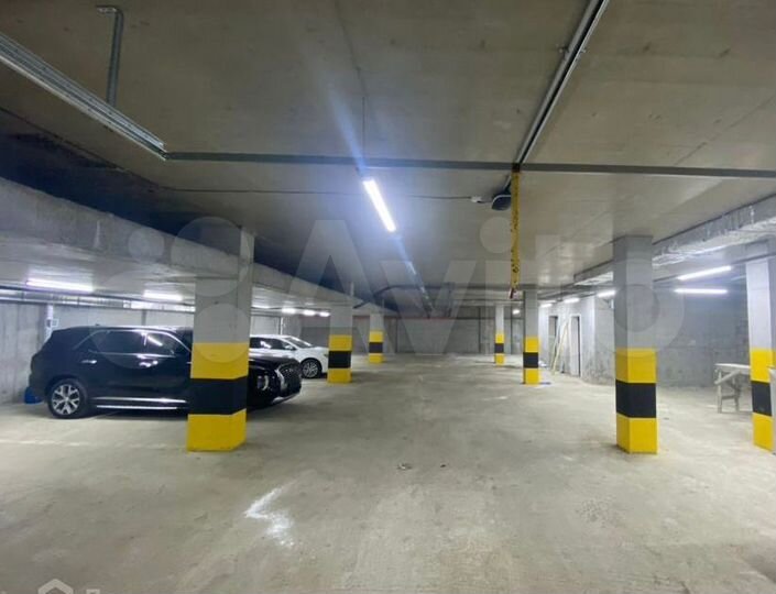 Машиноместо, 17 м²