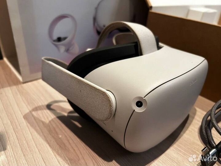 VR шлем Oculus Quest 2 64Gb