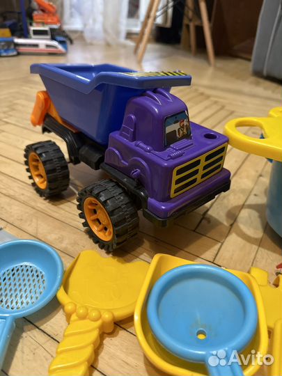 Игрушки в песочницу