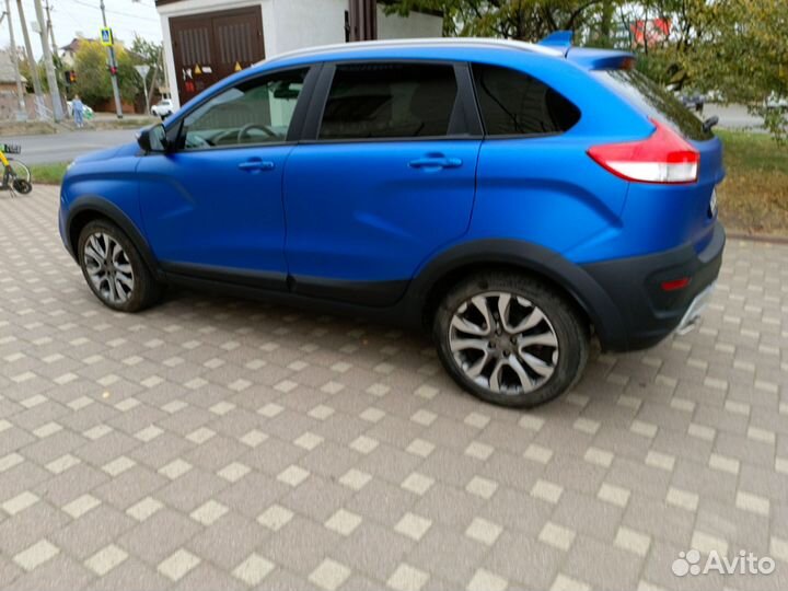 LADA XRAY Cross 1.6 CVT, 2020, 55 900 км