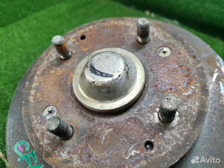 Ступица задняя левая Honda Accord CF4