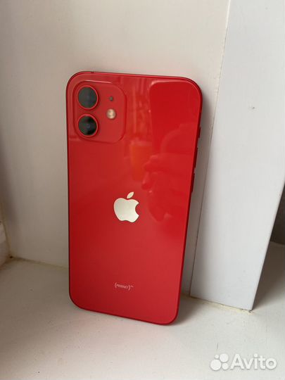 iPhone 12, 64 ГБ