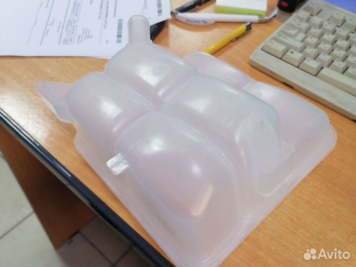 Расширительный бачок Форд Фокус 3 Куга