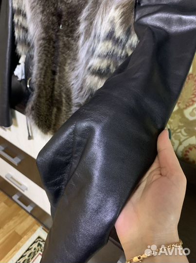 Кожаная куртка с мехом