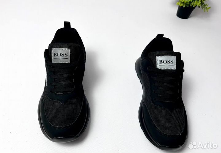 Кроссовки Boss комфортные