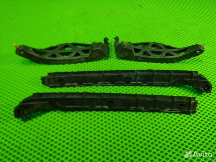 Кронштейн заднего бампера Skoda Octavia II A5