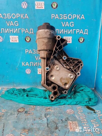 Фольксваген Тоурег 4.2.Корпус масленого фильтра